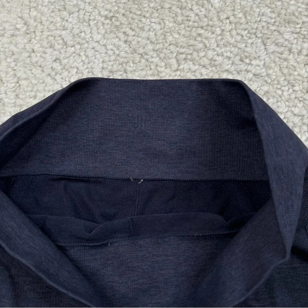 Lululemon In The Flow Crop. Ruched Cinched Legs. Heathered Deep Navy. Size 8 - Picture 7 of 12